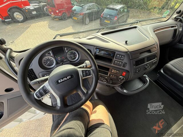 Standard-SZM DAF XF 480 6X2 FTP Space Cab Midlift Standairco 448...