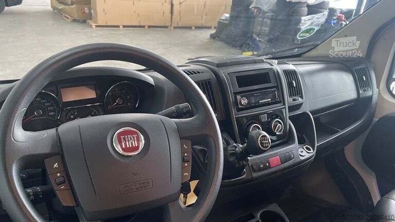 Teilintegriertes Wohnmobil Fiat Ducato Carasuite 650 MF Teilintegriert | Voll ausgestattet
