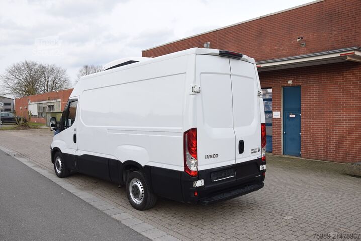 Hűtőfelépítményes furgon Iveco Daily  35 S14 HI-Matic Kerstner Kühlkasten 1.Hand