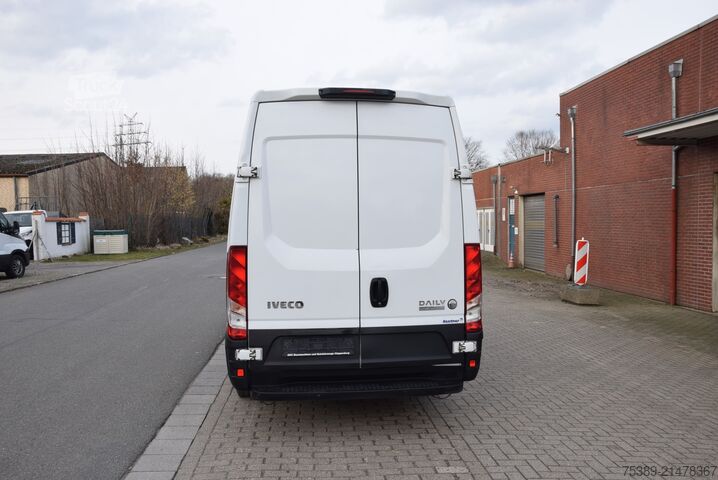 Hűtőfelépítményes furgon Iveco Daily  35 S14 HI-Matic Kerstner Kühlkasten 1.Hand