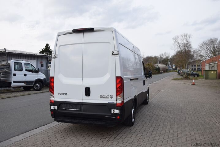 Hűtőfelépítményes furgon Iveco Daily  35 S14 HI-Matic Kerstner Kühlkasten 1.Hand