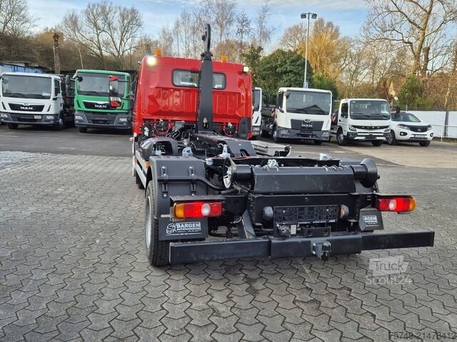 Telehoist haakarmvoertuig Fuso Canter FUSO 9C18 Feuerwehrauto Abrollkipper