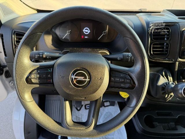 Панельний фургон Opel MOVANO 35L2H2 140