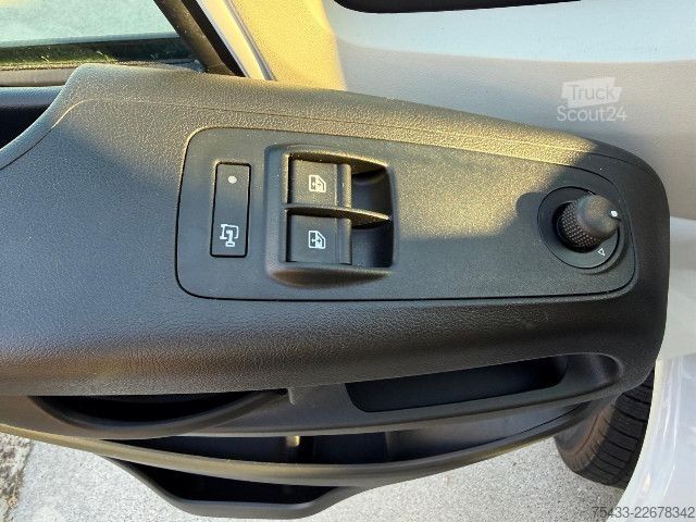 Панельний фургон Opel MOVANO 35L2H2 140