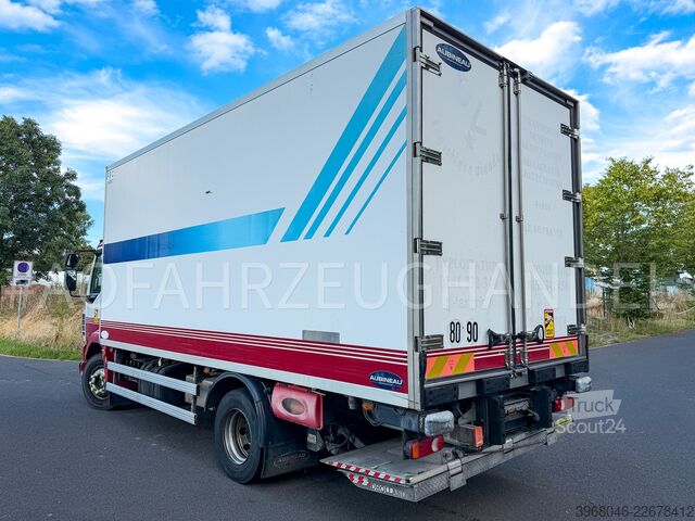 Soğutuculu kamyon DAF LF 210 Fleischerhacken-Automatik-Carrier