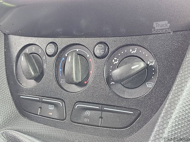 Mala FORD TRANSIT CONNECT 1.5 L2 Navi Euro6 AC NAP