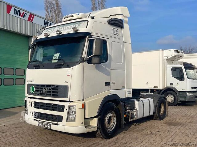 Standard-SZM Volvo FH 13.400 D13 engine,  EURO 5, 2 tanks,  PARKIN...