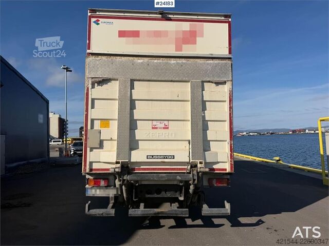 Refrigerated/freezer transport MAN TGM 18.290 4x2 box truck w/refrigerator, freezer a