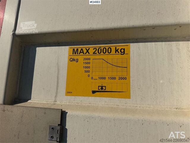 Refrigerated/freezer transport MAN TGM 18.290 4x2 box truck w/refrigerator, freezer a