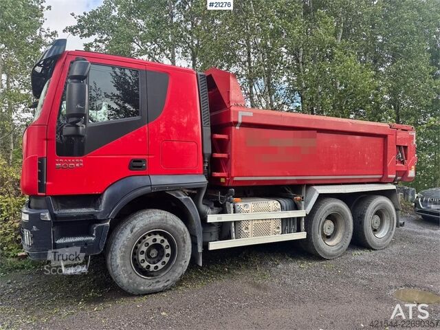 Самосвал Iveco Trakker 500E6 6x4 Tipper.