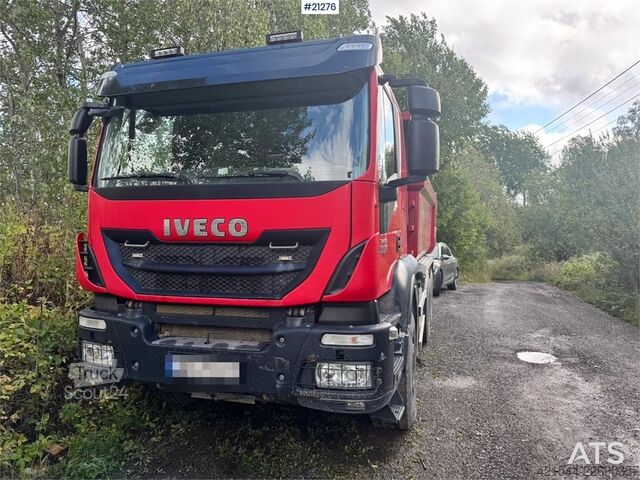Самосвал Iveco Trakker 500E6 6x4 Tipper.