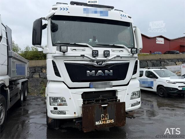 Tipper MAN TGX 26.580 6x4 snow plow equipped tipper truck