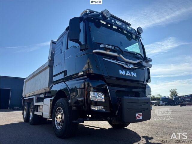 Tipper MAN TGX 33.580 6x4 Snow Plow-Equipped Tipper Truck