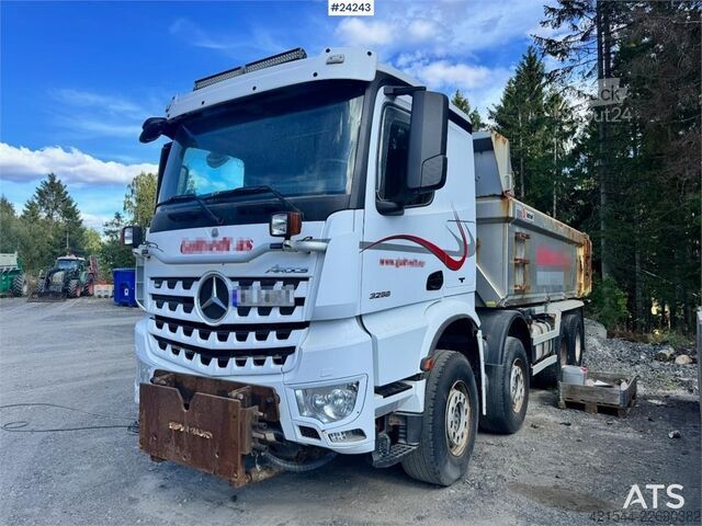 Tipper Mercedes-Benz Arocs 3258
