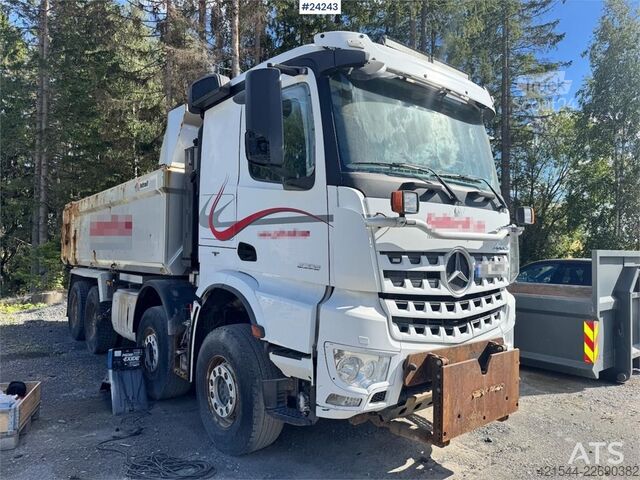 Tipper Mercedes-Benz Arocs 3258