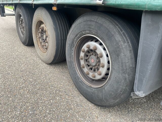 Bâché à rideaux latéraux Schmitz SCS 24/L Tautliner / SAF Axles / Discbrakes / N...