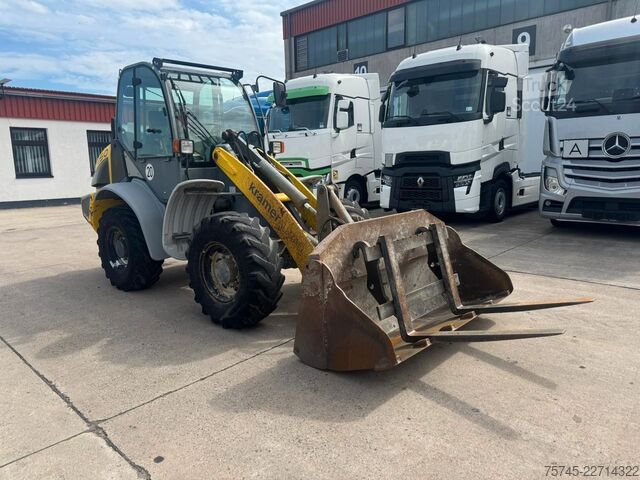 Chargeuse sur pneus KRAMER KRAMER ALLRAD 950 * DEUTZ MOTOR * LADEGABEL *