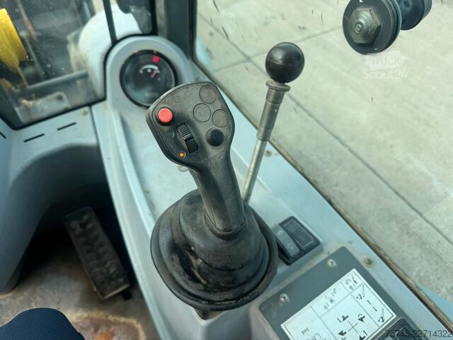 Chargeuse sur pneus KRAMER KRAMER ALLRAD 950 * DEUTZ MOTOR * LADEGABEL *