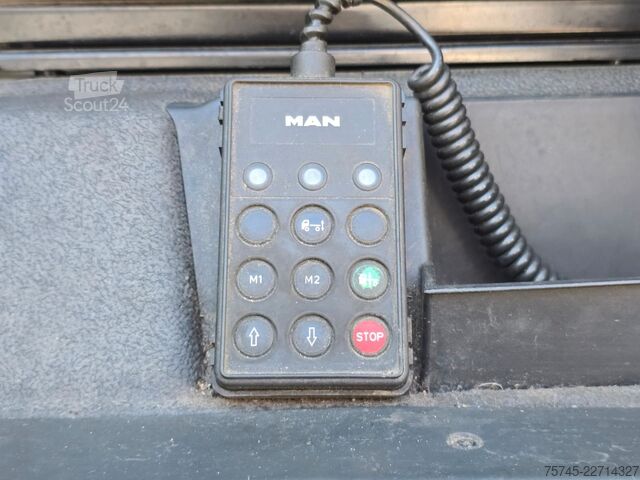 Standart çekici ünitesi MAN TGX 18.430 * ACC * RETARDER * 2X TANK * NAVI