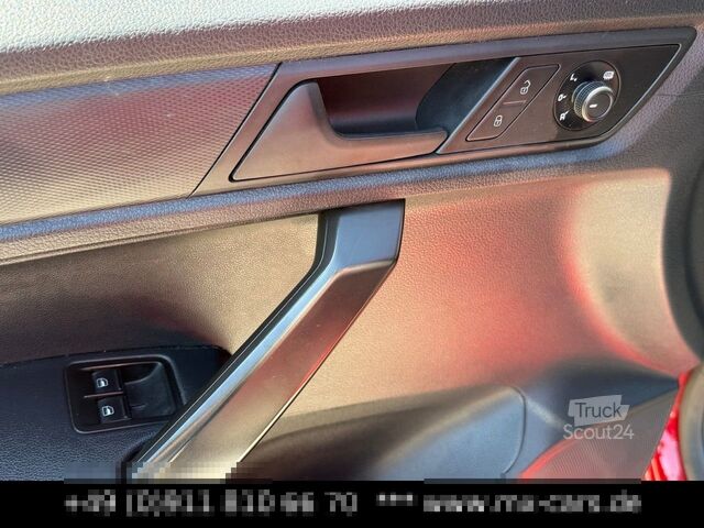 Панелен ван VW Caddy Maxi DSG Klima Navi Kamera 2 Schiebetüren