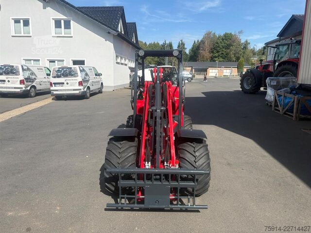 Терминальный тягач Schäffer 2630 SLT