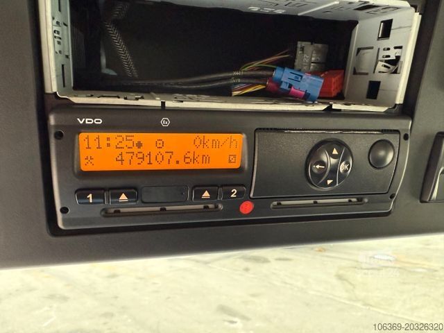 Standart çekici ünitesi MERCEDES-BENZ Actros 1832 4x2 Euro 6