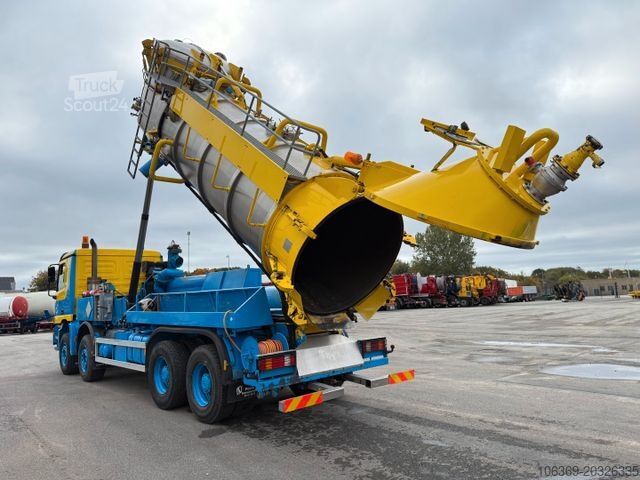 Imutyhjysäiliöauto MERCEDES-BENZ Actros 4140 8x4 KOKS MEGAVAC 8000 ADR Dry Vac