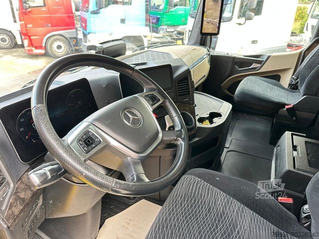Standartinis vilkikas MERCEDES-BENZ Actros 1851 GigaSpace 2Tanks Retarder