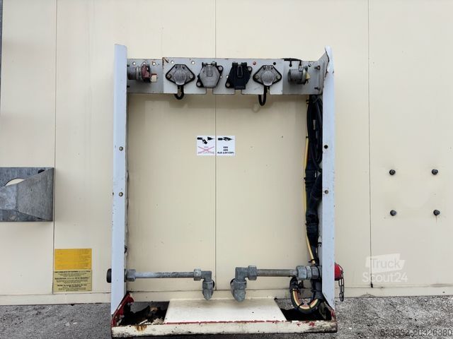 Mozgópadlós félpótkocsi SCHMITZ CARGOBULL SW 24 90 m³*ALCOA*SAF*Podest*Plane*Seitentüren