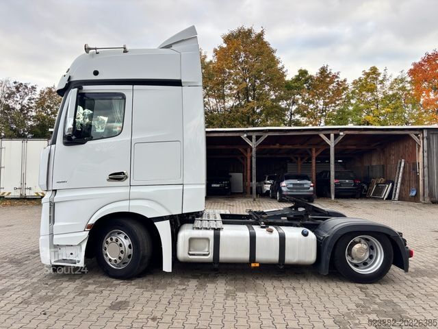 Volumen SZM MERCEDES-BENZ Actros 1851 Big Space*Retarder*Hubsattelkupplung
