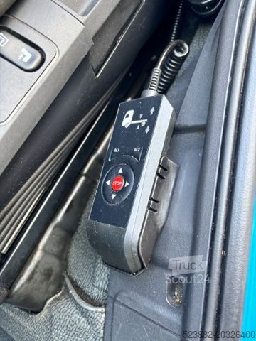 Tovornjak za prevoz pijač MERCEDES-BENZ Antos 1832 LBW*2x AHK*ACC*NEUWERTIG*Überdach*TOP