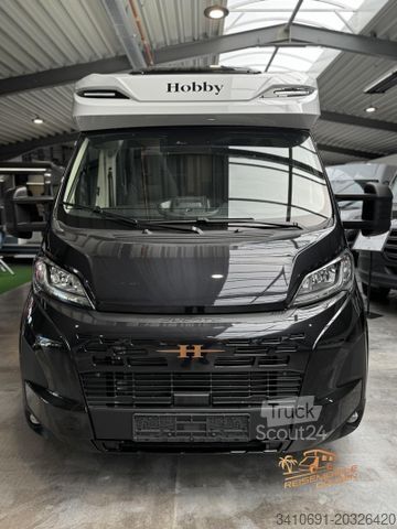 Полуинтегрированный автодом HOBBY Maxia T 740 WE Smart Home Teppichboden Assistenz