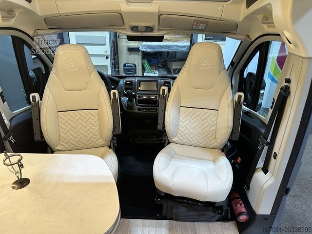 Camper van DREAMER Select D68 Saphir Messe-Leipzig-Halle 5A-Stand33