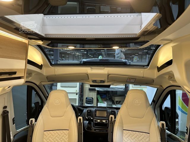 Camper van DREAMER Select D68 Saphir Messe-Leipzig-Halle 5A-Stand33