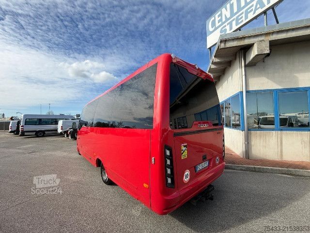 Autobus Iveco Bus 70C21 WING 27+1+1