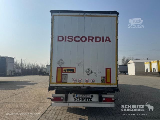 Semirimorchio con telone Schmitz Cargobull Curtainsider Standard