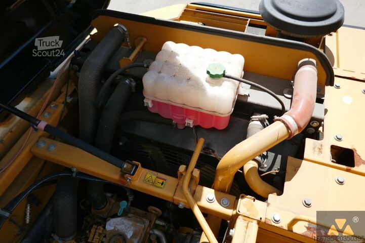 Grävmaskin på larvband Caterpillar 335F LCR