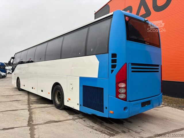 Intercity bus Volvo B8R 9500 4x2 AC / AUXILIARY HEATING / WC / WHEE...