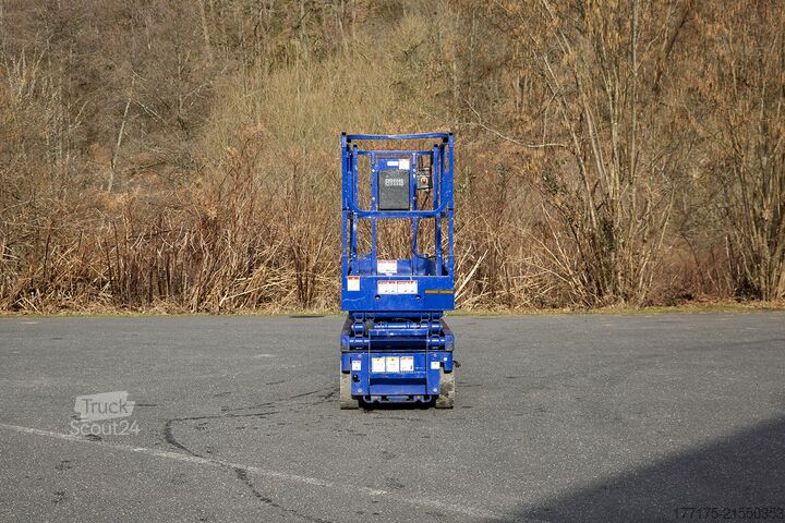 Nůžková plošina Haulotte Compact 8