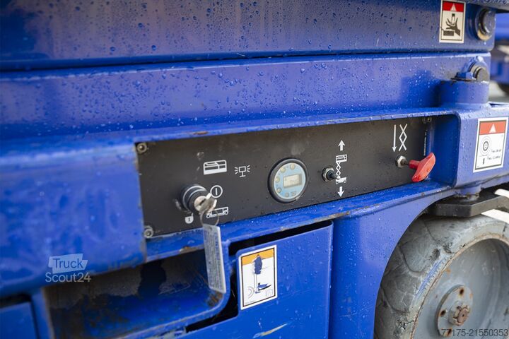 Nůžková plošina Haulotte Compact 8