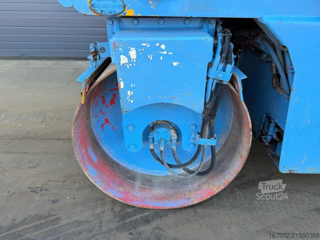 Tandemwalze Hamm DV 3.22 Double Drum
