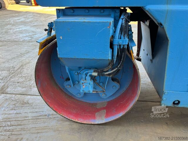 Tandemwalze Hamm DV 3.22 Double Drum