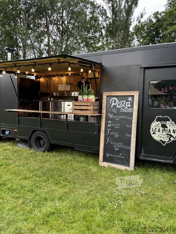 Foodtruck Mercedes-Benz 670.3