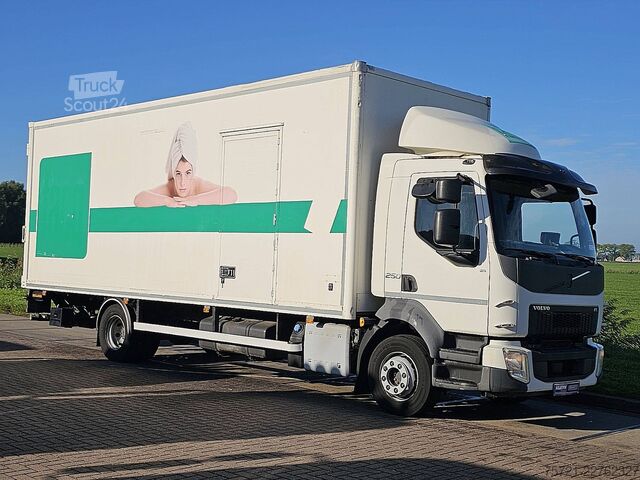 Suitcase VOLVO FL 250.12