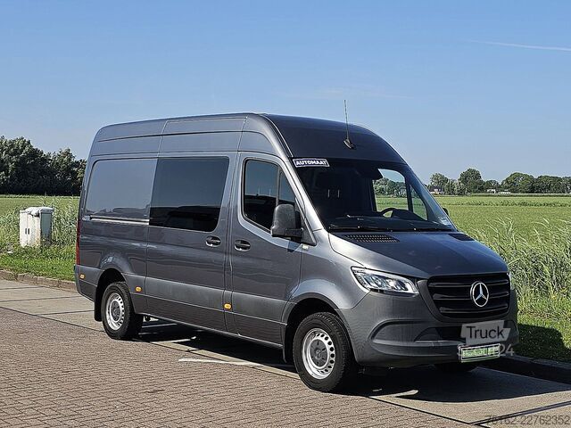 High-roof van MERCEDES-BENZ SPRINTER 317 L2H2 LED Navi Autom.