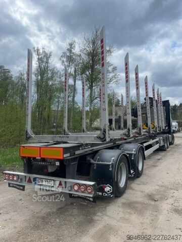 Baļķu pārvadāšana Mercedes-Benz actros