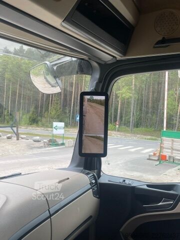 Baļķu pārvadāšana Mercedes-Benz actros