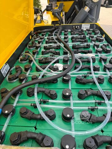Vierwegheftruck Combilift C2500 EST /Only 1451 hours/ Battery 81%