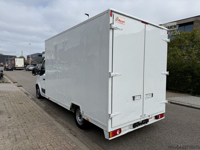 Pielāgota furgonete Opel Sprinter 513cdi