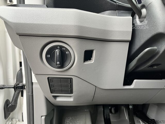 Emelvényes teherautó daruval Volkswagen Crafter 35 2.0 TDI DC Hiab Laadkraan 023-3 Trek...